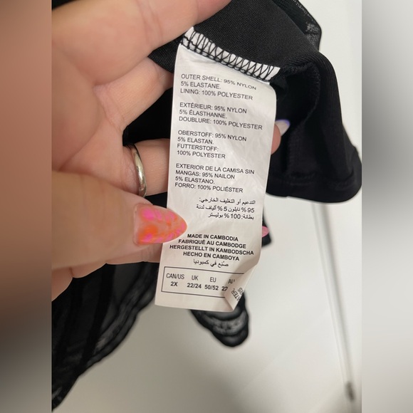 Sheer black off the shoulder flowy top - Picture 4 of 4